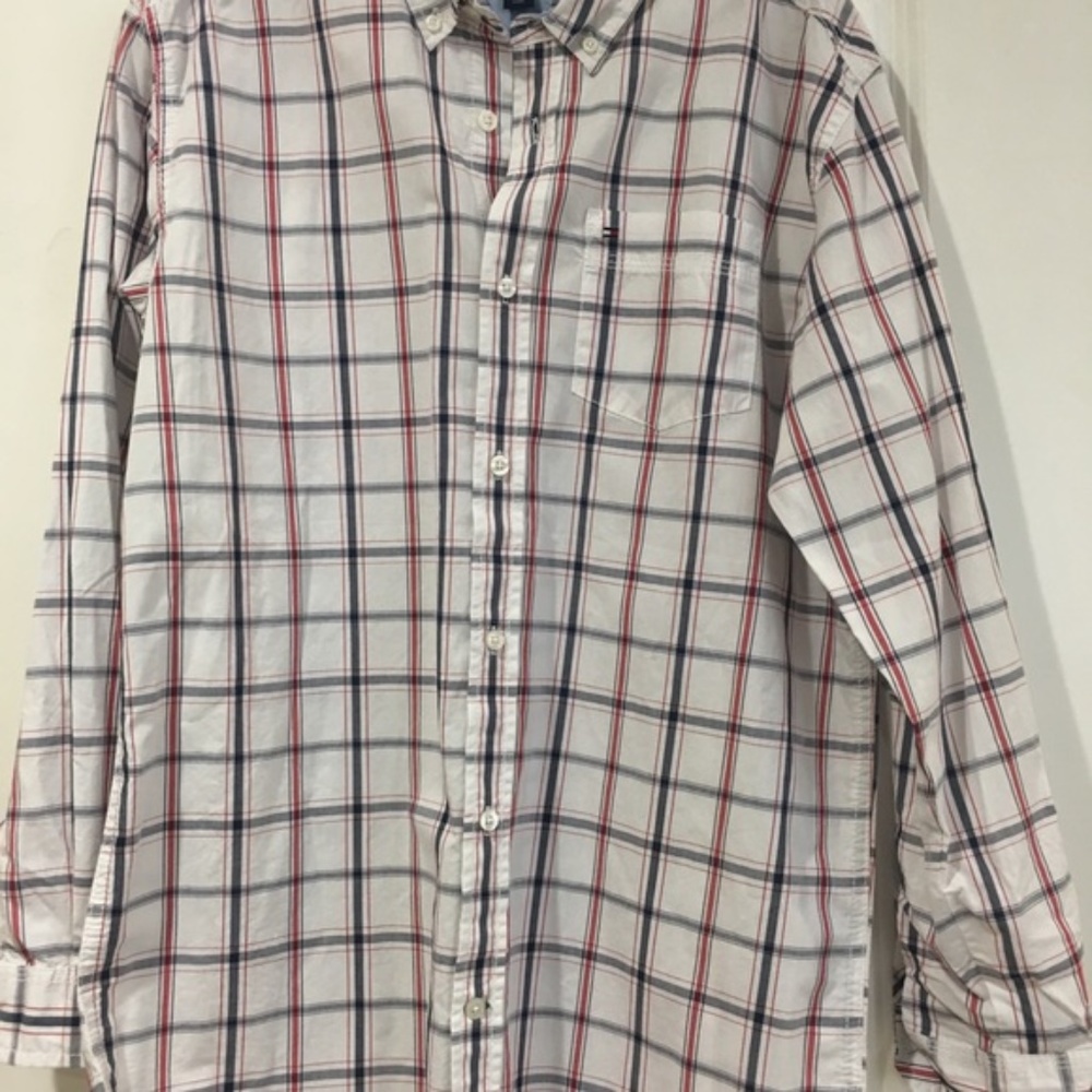Tommy Hilfiger plaid button down shirt